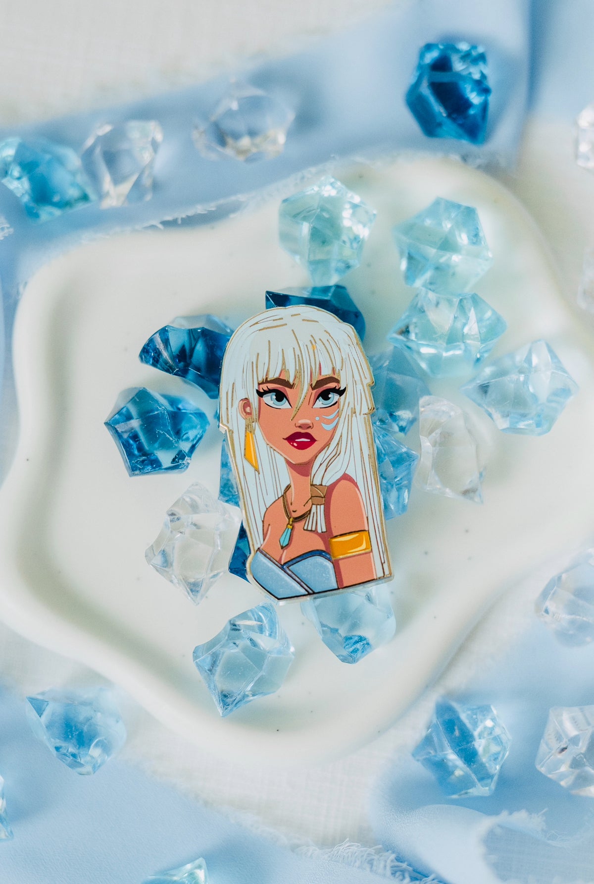 “EYES FOR YOU” BLUE QUEEN